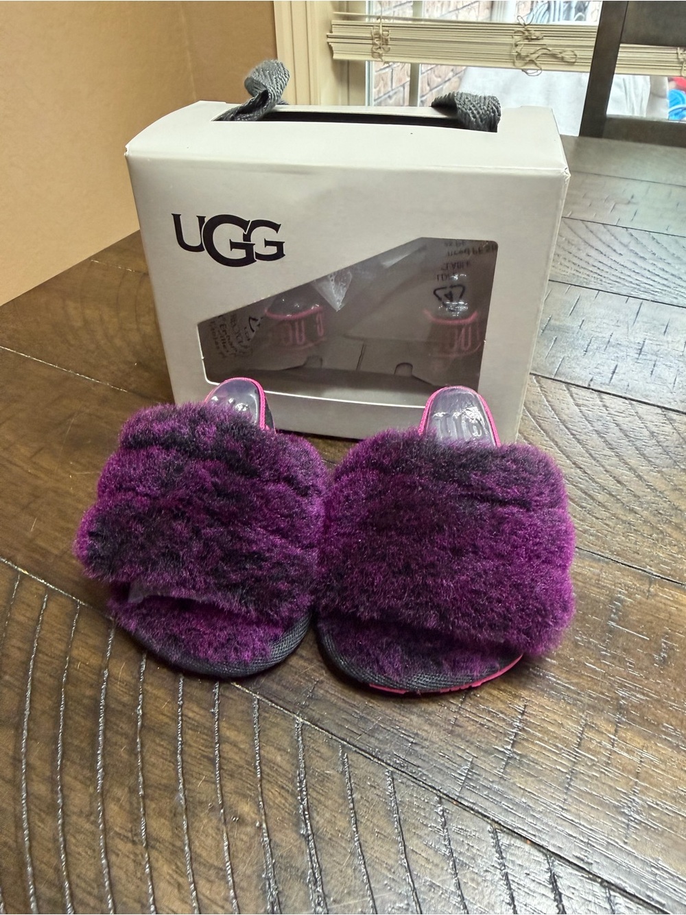 UGG Shoes Fluff Yeah Valentine Slippers